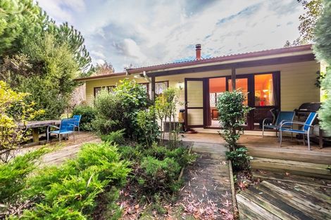 Photo of property in 265 No 1 Line, Tauwharenikau, Featherston, 5771