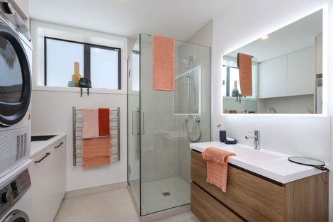 Photo of property in 71 Haven Road, Nelson, 7010