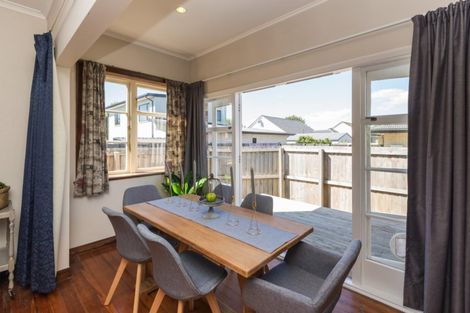 Photo of property in 6 Tika Street, Riccarton, Christchurch, 8041