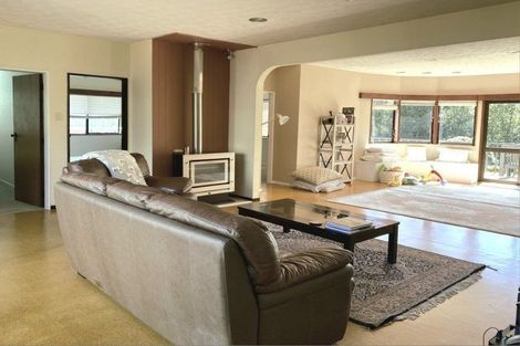 Photo of property in 18 Corrondella Grove, Belmont, Lower Hutt, 5010