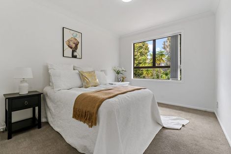 Photo of property in 6b Beldon Place, Pakuranga Heights, Auckland, 2010