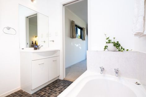 Photo of property in 18 Ferguson Avenue, Westshore, Napier, 4110