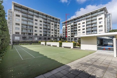 Photo of property in Sanctum Apartment, 10 Ebor Street, Te Aro, Wellington, 6011