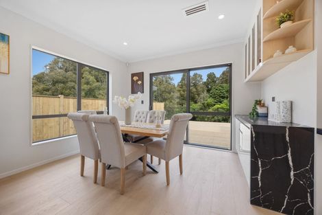 Photo of property in 2f Hughs Way, Flat Bush, Auckland, 2019