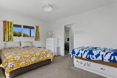 Photo of property in 7 Dorothy Drive, Acacia Bay, Taupo, 3330