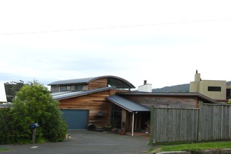 Photo of property in 1a Wharfdale Street, Macandrew Bay, Dunedin, 9014