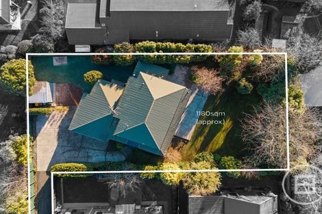Photo of property in 3 Glenburn Place, Avonhead, Christchurch, 8042
