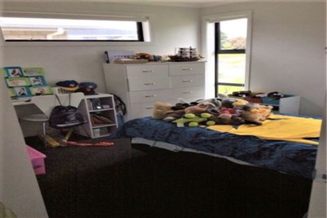 Photo of property in 20 Richardson Road, Omokoroa, 3114