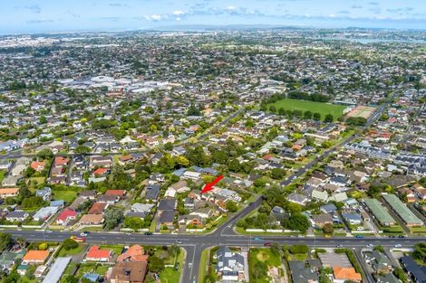 Photo of property in 2/2 Abercrombie Street, Howick, Auckland, 2014