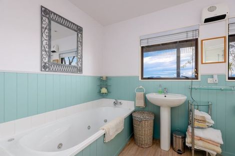 Photo of property in 81 Pomona Road, Ruby Bay, Upper Moutere, 7173