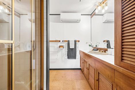 Photo of property in 8 Freemans Way, Pinehaven, Upper Hutt, 5019