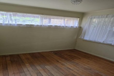 Photo of property in 17 Pomaria Road, Henderson, Auckland, 0610