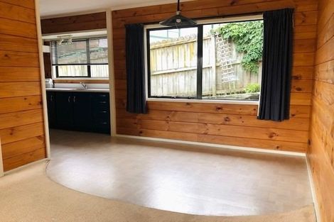 Photo of property in 2/60 Sycamore Drive, Sunnynook, Auckland, 0620