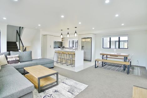 Photo of property in 10a Malvern Road, Morningside, Auckland, 1022