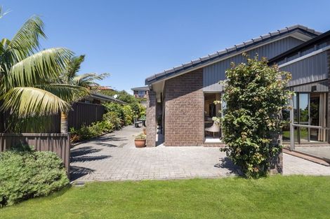 Photo of property in 5 Falstaff Place, Half Moon Bay, Auckland, 2012