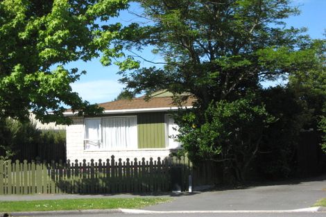 Photo of property in 20 Four Elms Place, Parklands, Christchurch, 8083
