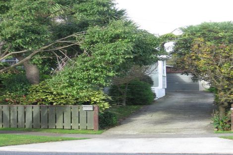 Photo of property in 84 Molesworth Street, Taita, Lower Hutt, 5011