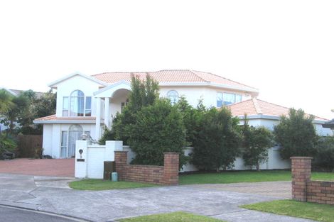 Photo of property in 9 Nathan Close, Somerville, Auckland, 2014