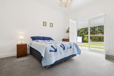 Photo of property in 100 Pukekohe East Road, Pukekohe, 2677