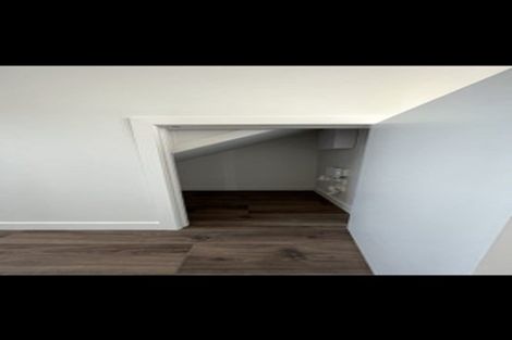 Photo of property in 11a Welby Place, Mangere, Auckland, 2022