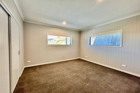 Photo of property in 93 Oak Road, Poraiti, Napier, 4112