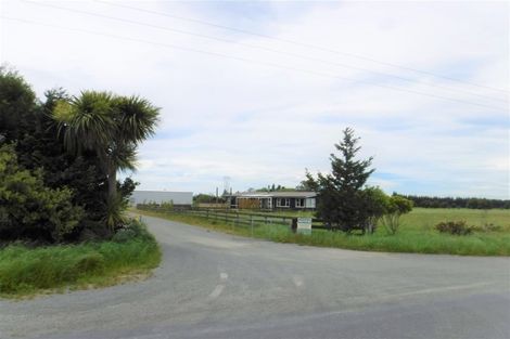 Photo of property in 2 Merton Road, Fernside, Rangiora, 7471
