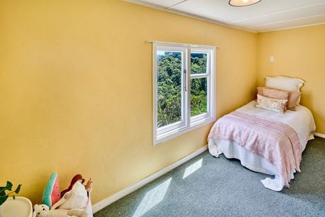 Photo of property in 106 Sidlaw Street, Strathmore Park, Wellington, 6022