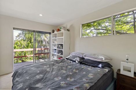 Photo of property in 8 Faulkner Road, Northcote Point, Auckland, 0627