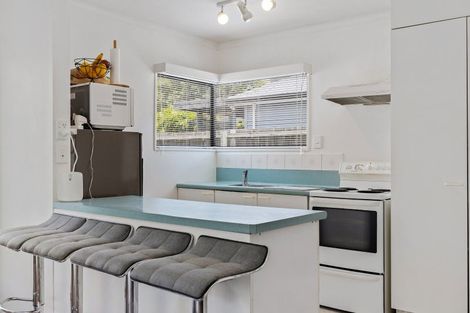 Photo of property in 2/36 Mathesons Road, Phillipstown, Christchurch, 8011