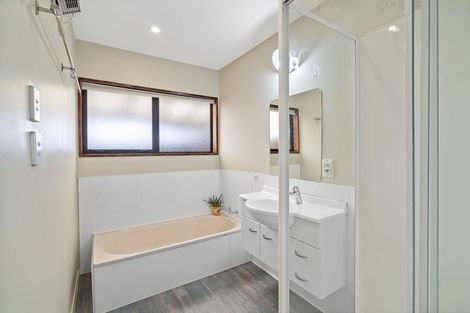 Photo of property in 65 Waimairi Road, Upper Riccarton, Christchurch, 8041