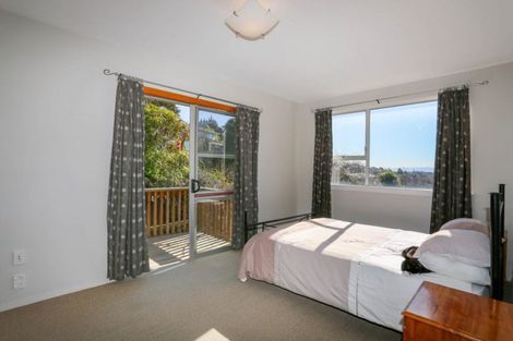 Photo of property in 11 Roseneath Place, Cashmere, Christchurch, 8022