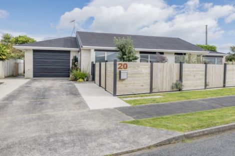 Photo of property in 20 Beach Haven Place, Paraparaumu Beach, Paraparaumu, 5032