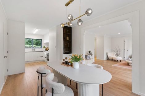 Photo of property in 710a Pakuranga Road, Howick, Auckland, 2010