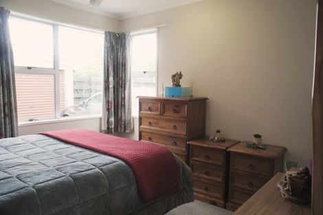 Photo of property in 27 Meadowbrook Drive, Cloverlea, Palmerston North, 4412