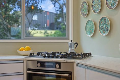 Photo of property in 93b The Esplanade, Raumati South, Paraparaumu, 5032