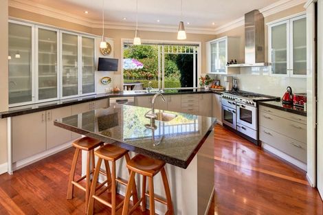 Photo of property in 60 Cheviot Road, Lowry Bay, Lower Hutt, 5013