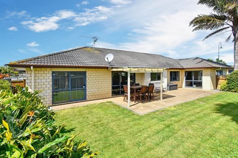 Photo of property in 19 Fergy Crescent, Wattle Downs, Auckland, 2103