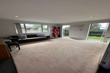 Photo of property in 220 Harbourside Drive, Karaka, Papakura, 2113