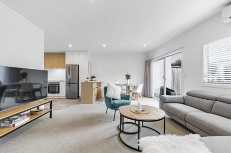 Photo of property in 48a Pitcairn Street, Oakura, 4314