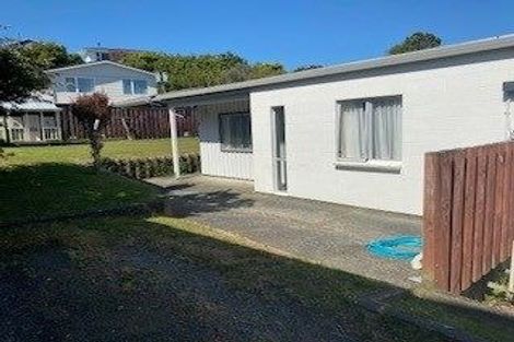 Photo of property in 15b Cypress Drive, Maungaraki, Lower Hutt, 5010