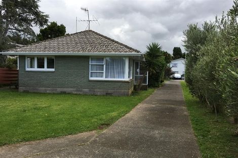 Photo of property in 26 Evelyn Place, Hillcrest, Auckland, 0627