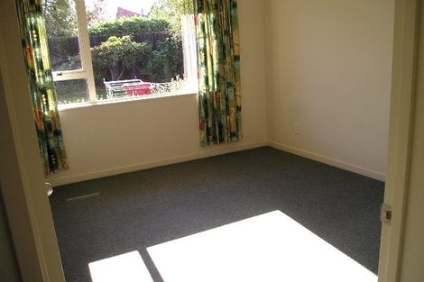 Photo of property in 33a Flay Crescent, Burnside, Christchurch, 8053