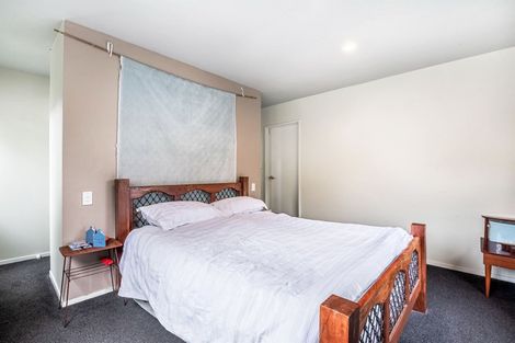 Photo of property in 6a Tallington Crescent, Torbay, Auckland, 0630