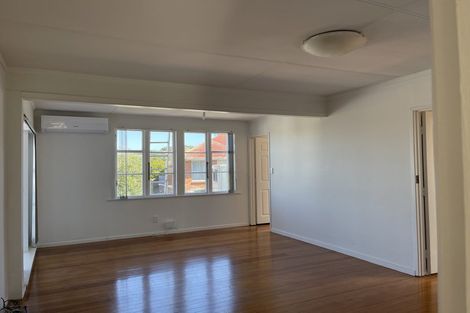 Photo of property in 1 Elphinstone Avenue, Wesley, Auckland, 1041