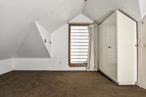 Photo of property in 43 Woodglen Road, Glen Eden, Auckland, 0602