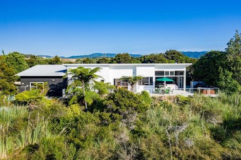 Photo of property in 86 Molesworth Drive, Mangawhai, 0505