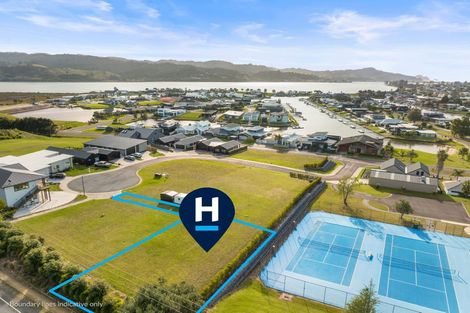 Photo of property in 7 Ian Hopper Way, Pauanui, 3579