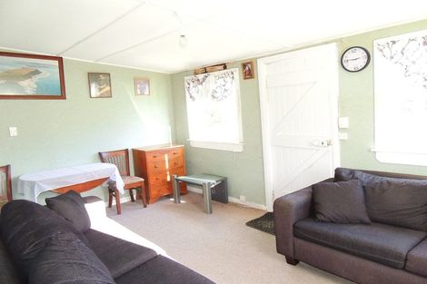 Photo of property in 138 Newcastle Street, Mahia, 4198