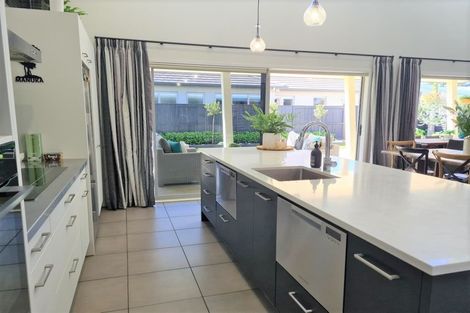 Photo of property in 11 Pacific Park Way, Papamoa Beach, Papamoa, 3118