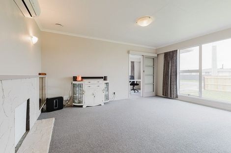 Photo of property in 53 Maxwells Line, Awapuni, Palmerston North, 4412